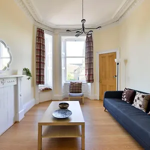 Apartment Guestready - Enchanting 2 Bedroom Flat Near Edinburgh's Old Town, Edinburgh