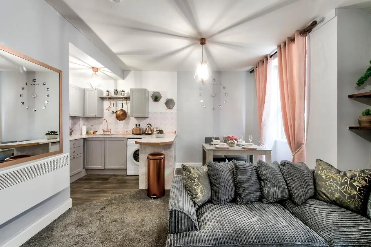 Guestready - Stylish Home In Edinburgh Oldtown 0*,